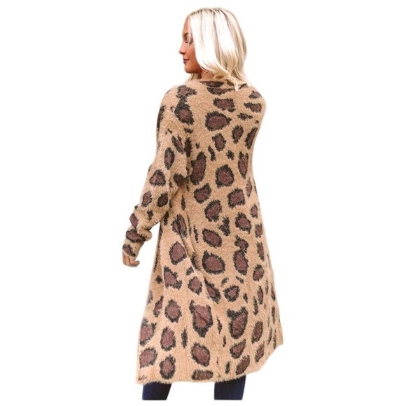 SHE+SKY, WOMENS, LONG, COZY CARDIGAN SWEATER IN BROWN LEOPARD PRINT. OS - Picture 3 of 11